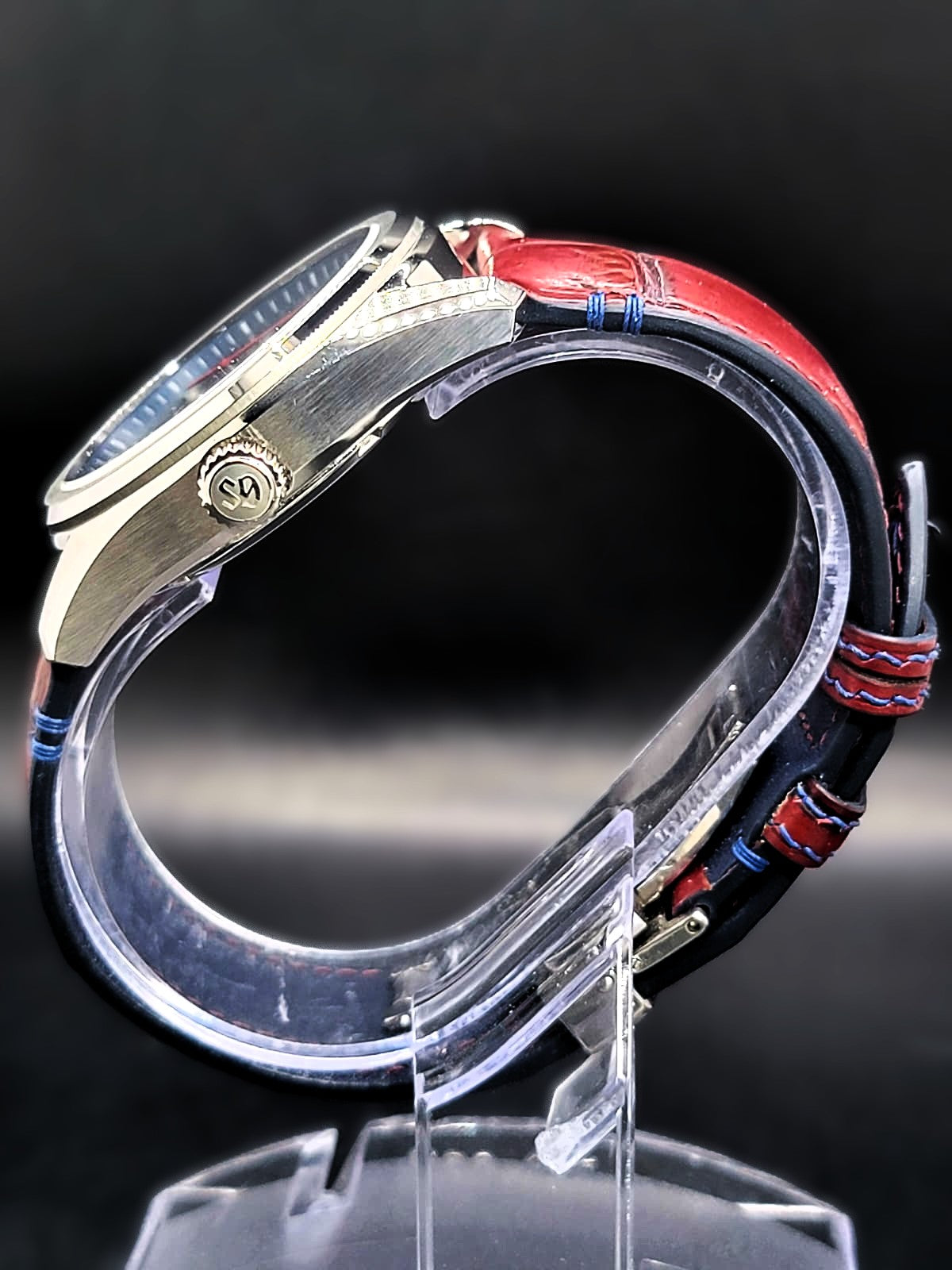 CUSTOM PREMIER MOD GRAND SEIKO - SUPERMAN L.E.- H.Q. CUSTOM HAND-MADE LEATHER