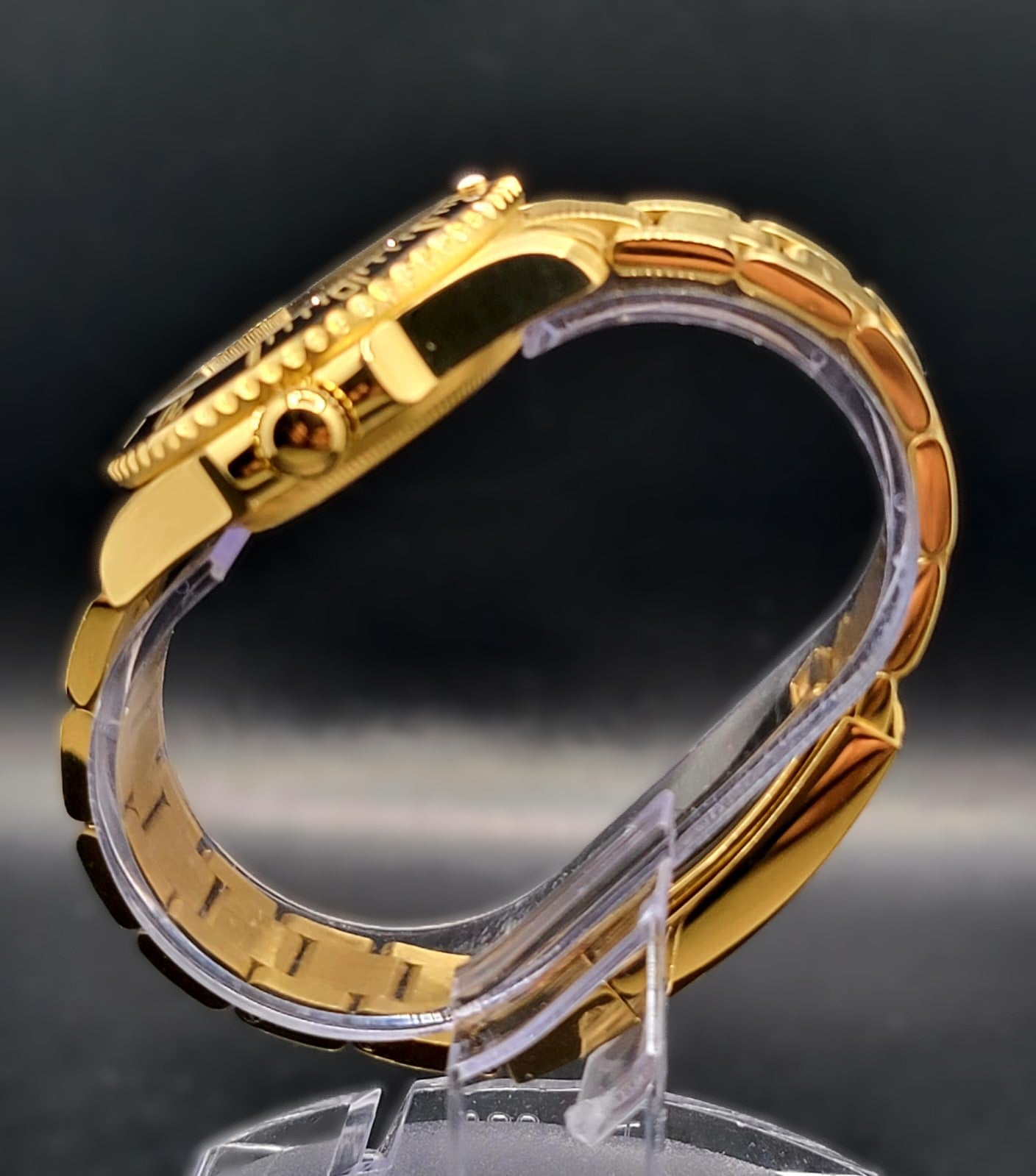 40MM QUALITY GOLD SEIKO MOD WITH BLACK AND GOLD DIAL