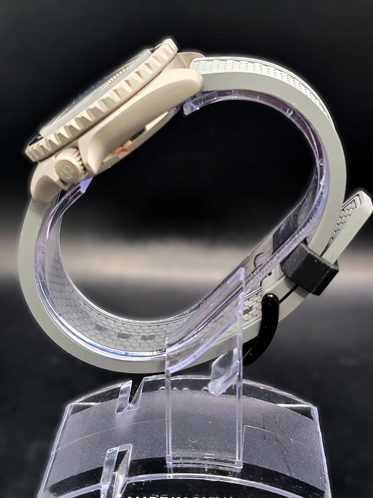 CUSTOM SEIKO MOD - FOR FOURTY FOUR PM - NH36 DATE/DATE AUTO ON RUBBER STRAP