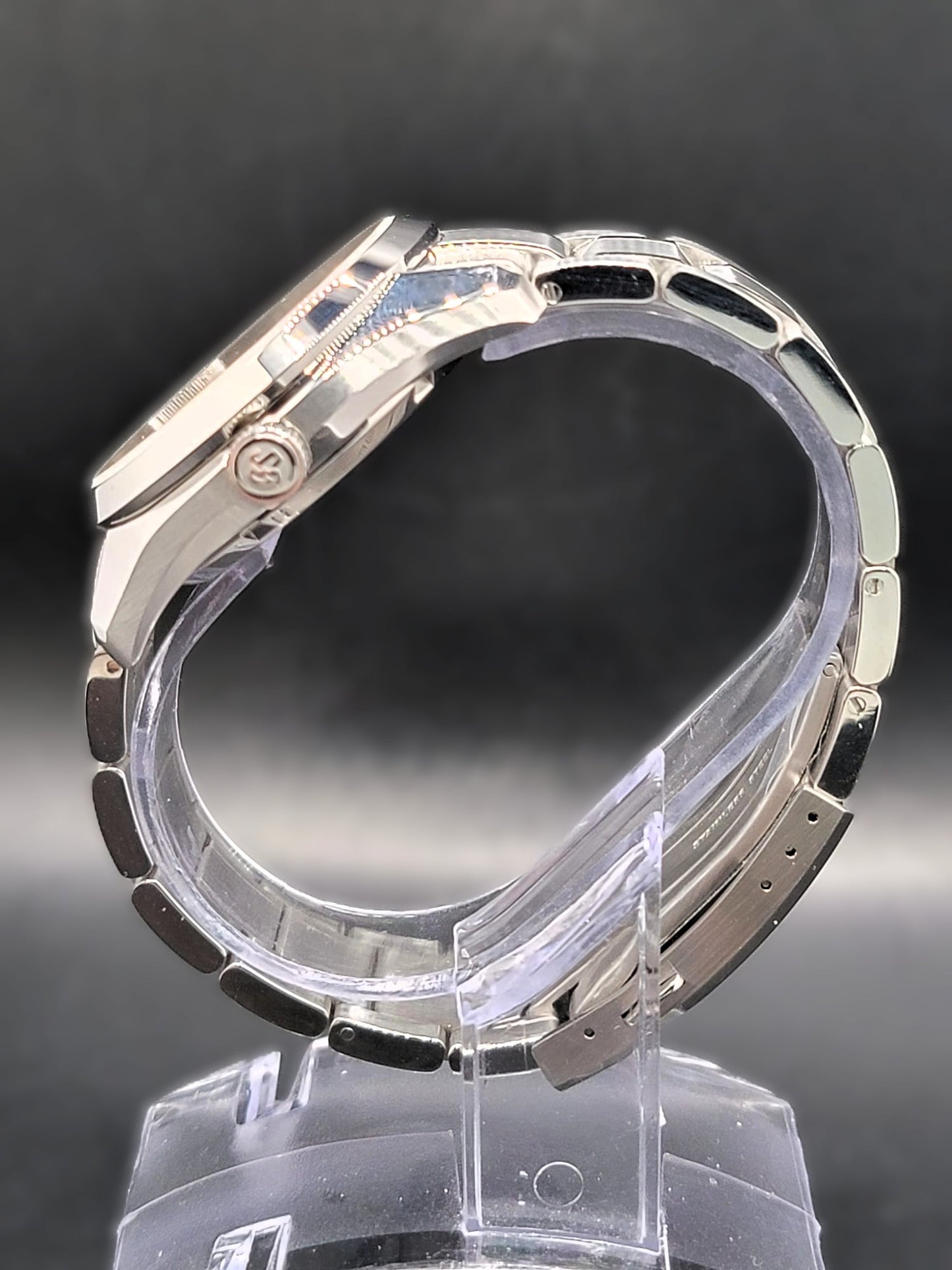 **BRAND NEW PREMIER** CUSTOM 40MM LIMITLESS MOD (GRAND SEIKO SHUNBUN COLLECTION) CHAMPAGNE DIAL, NH35 AUTOMATIC NEW **BUILD TO ORDER, SERIOUS INQUIRES ONLY PLEASE**