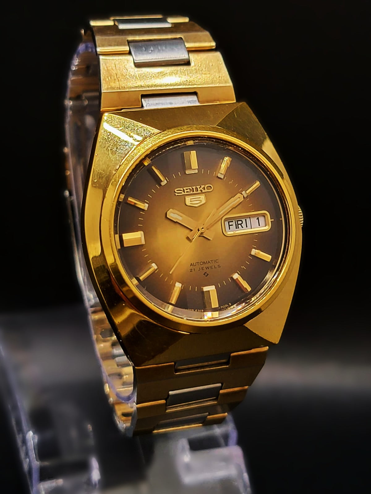 Seiko watch 5 DX 6106-7720 Sunburst Dial Automatic men Day date Working Vintage