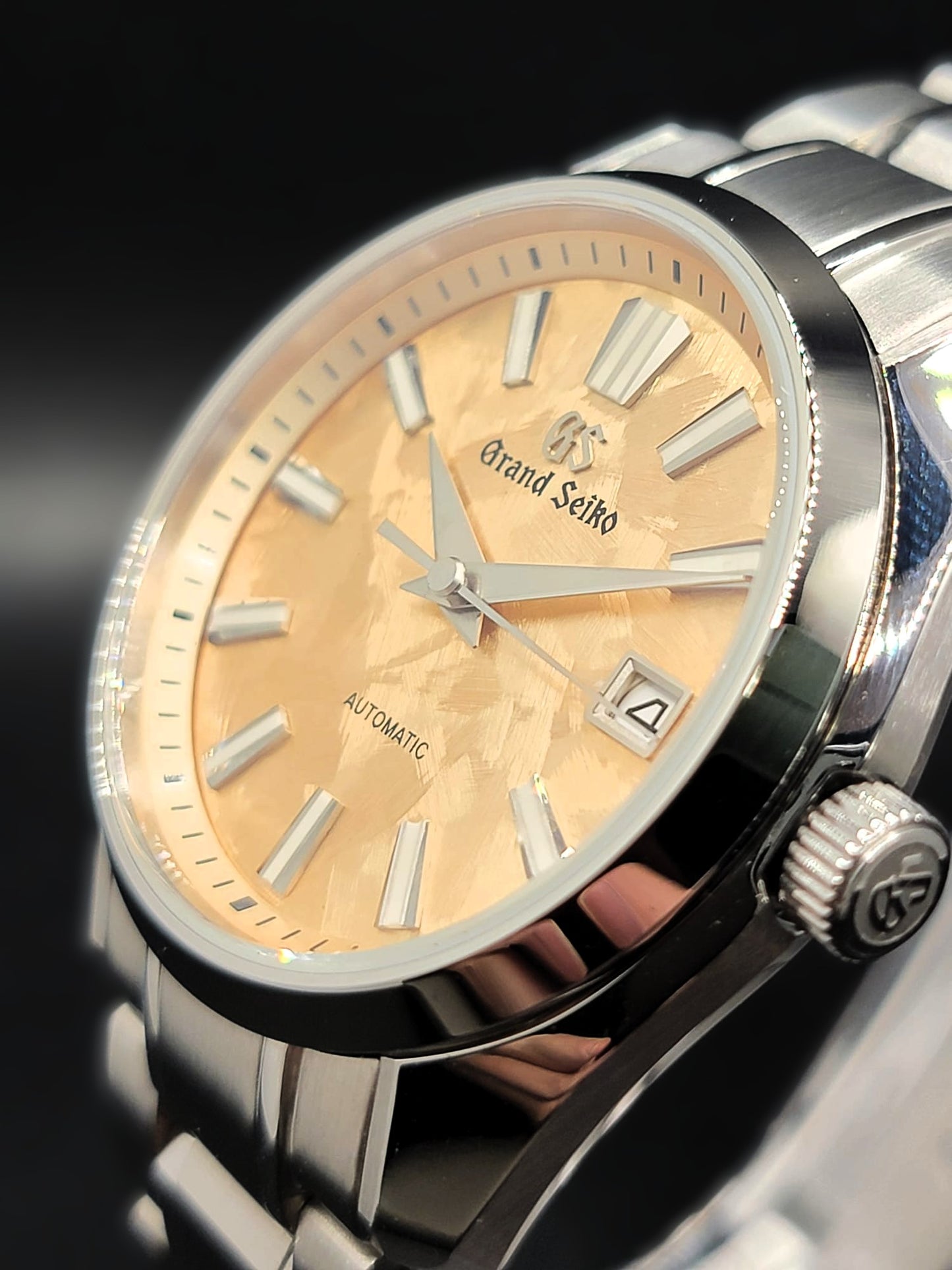 **BRAND NEW PREMIER** CUSTOM 40MM LIMITLESS MOD (GRAND SEIKO SHUNBUN COLLECTION) CHAMPAGNE DIAL, NH35 AUTOMATIC NEW **BUILD TO ORDER, SERIOUS INQUIRES ONLY PLEASE**