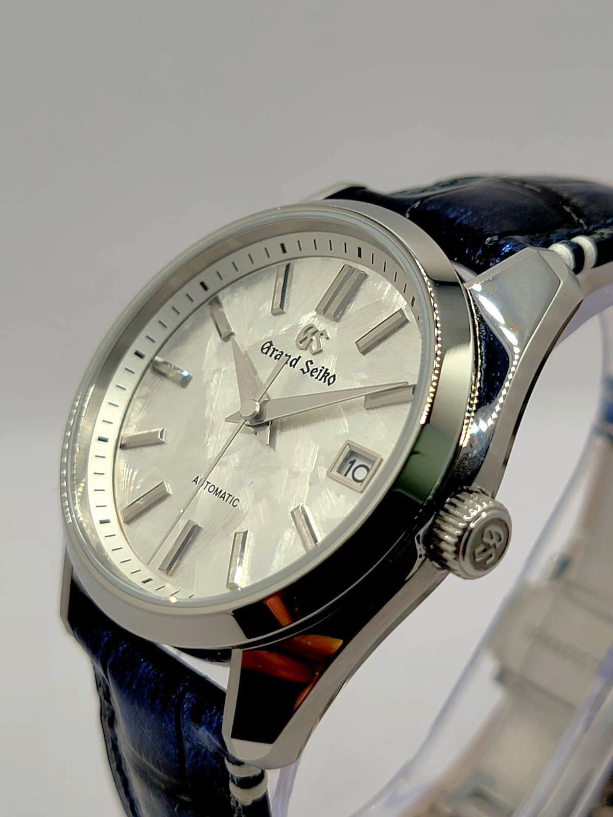 CUSTOM MOD Grand Seiko Shunbun Series with L.E. Hand Made Galaxy Blue Leather - Automatic
