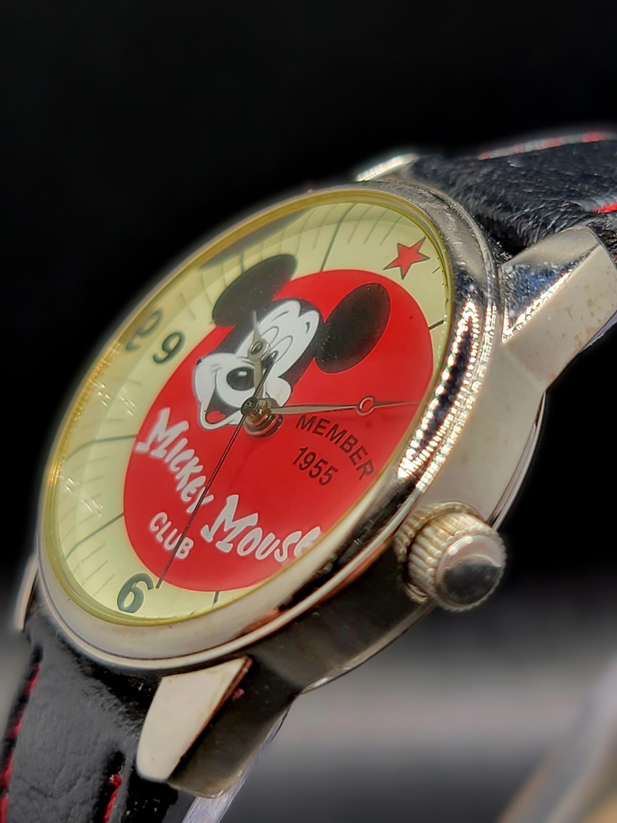 MICKEY MOUSE - CLUB MEMEBER 1955 WATCH - COLLECTORS SET