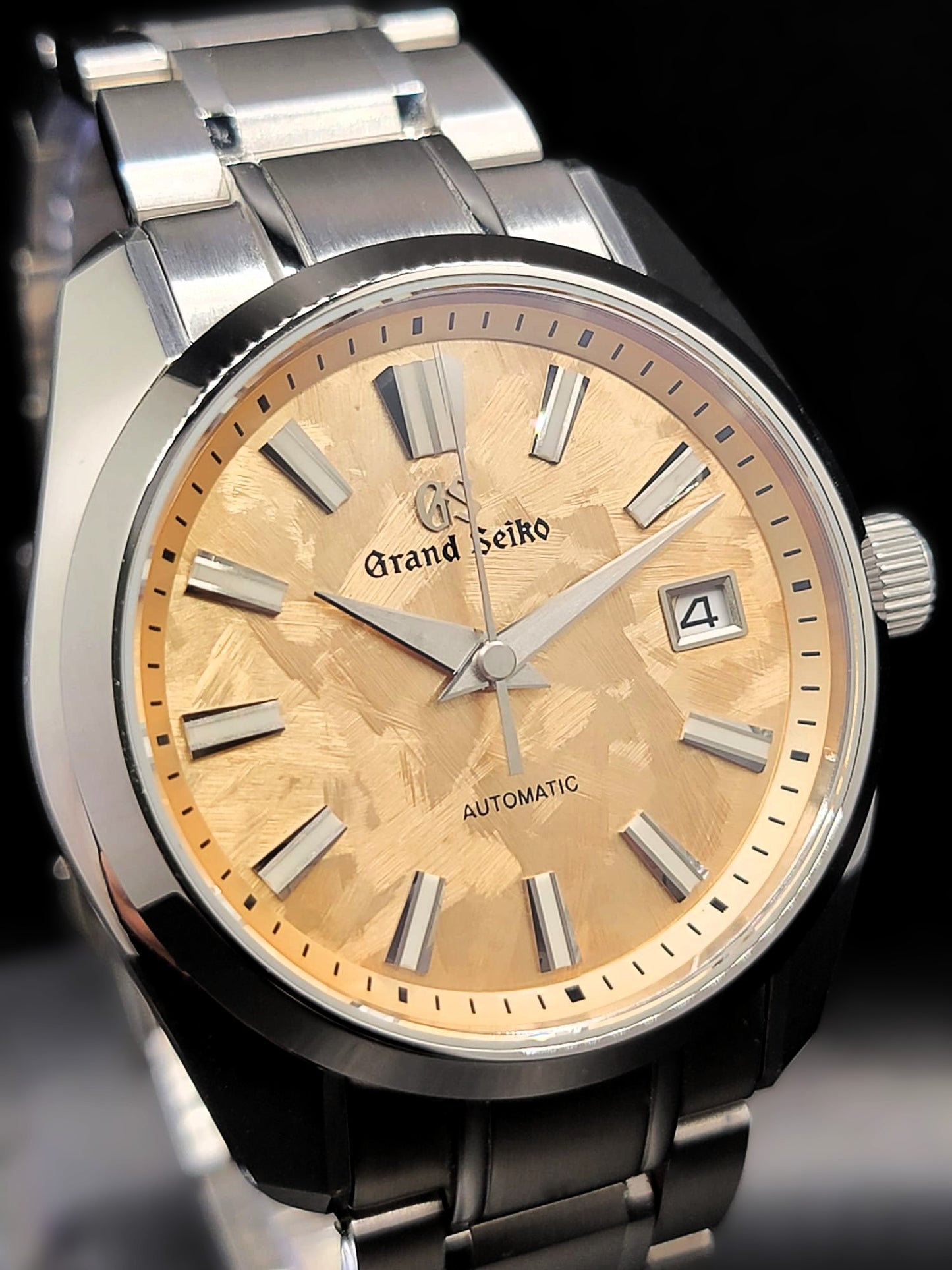 **BRAND NEW PREMIER** CUSTOM 40MM LIMITLESS MOD (GRAND SEIKO SHUNBUN COLLECTION) CHAMPAGNE DIAL, NH35 AUTOMATIC NEW **BUILD TO ORDER, SERIOUS INQUIRES ONLY PLEASE**