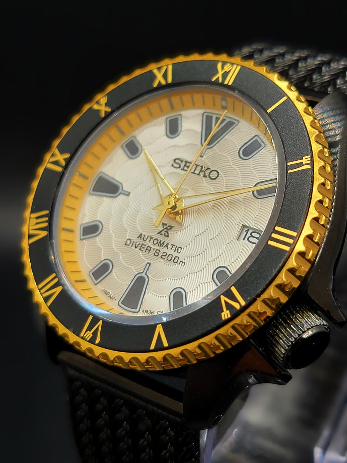 CUSTOM SEIKO MOD BLACK n GOLD