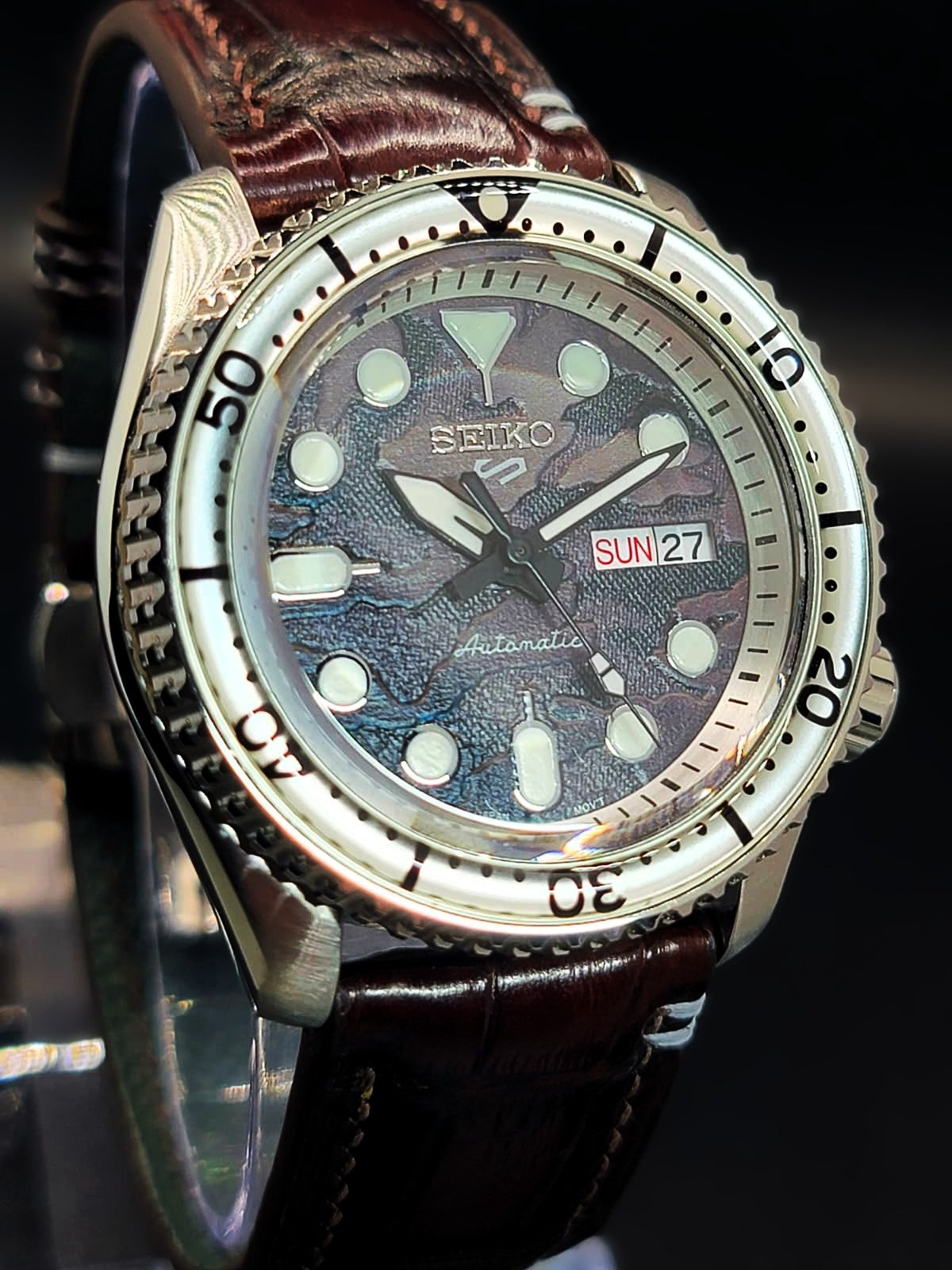 SEIKO - 5 SPORTS CUSTOM MOD - PATINA CASE AND CUSTOM PATINA LEATHER