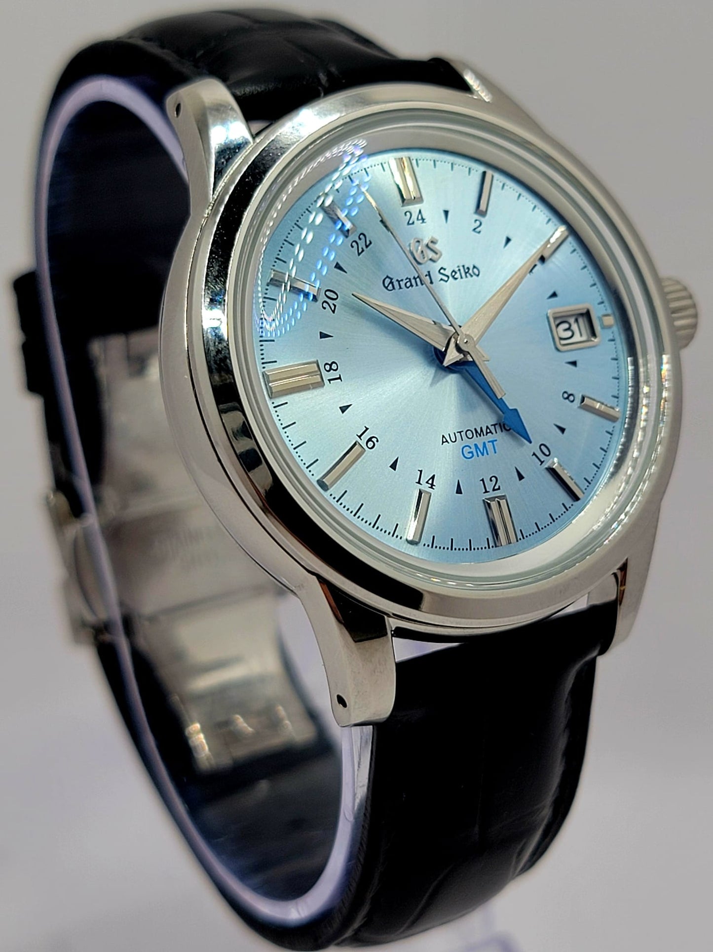 CUSTOM MOD (GRAND SEIKO ELEGANCE GMT) LT BLUE DIAL LEATHER STRAP AUTO NH34 NEW