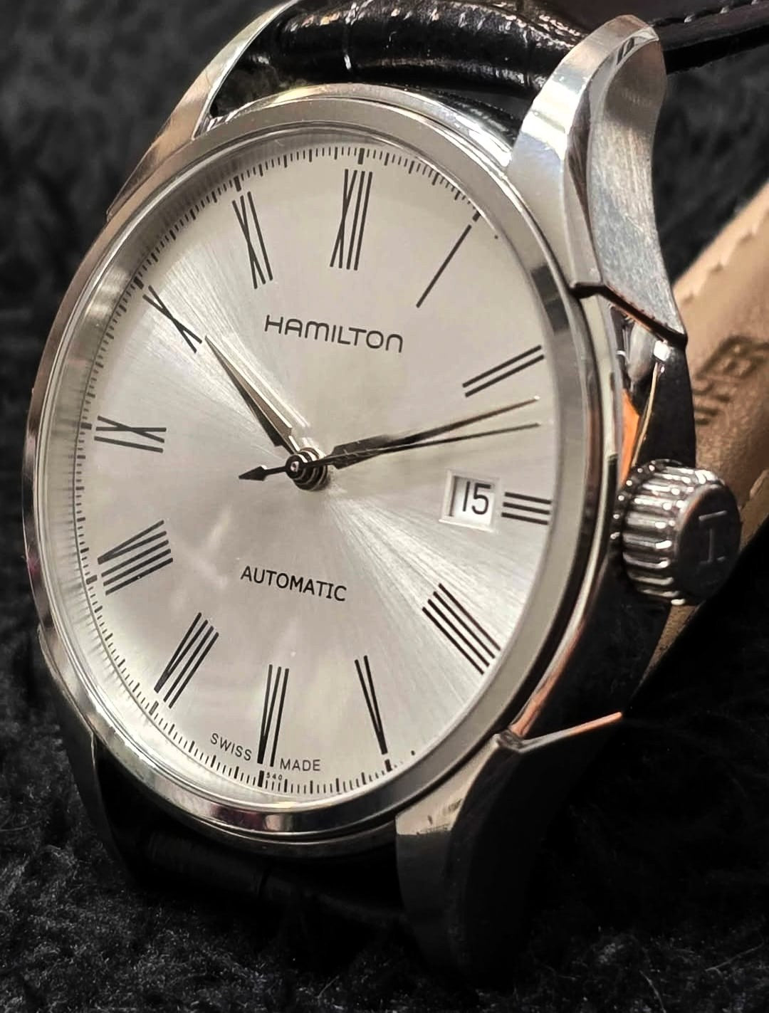 Hamilton Valiant Automatic Date 40MM Stainless Steel H39515754