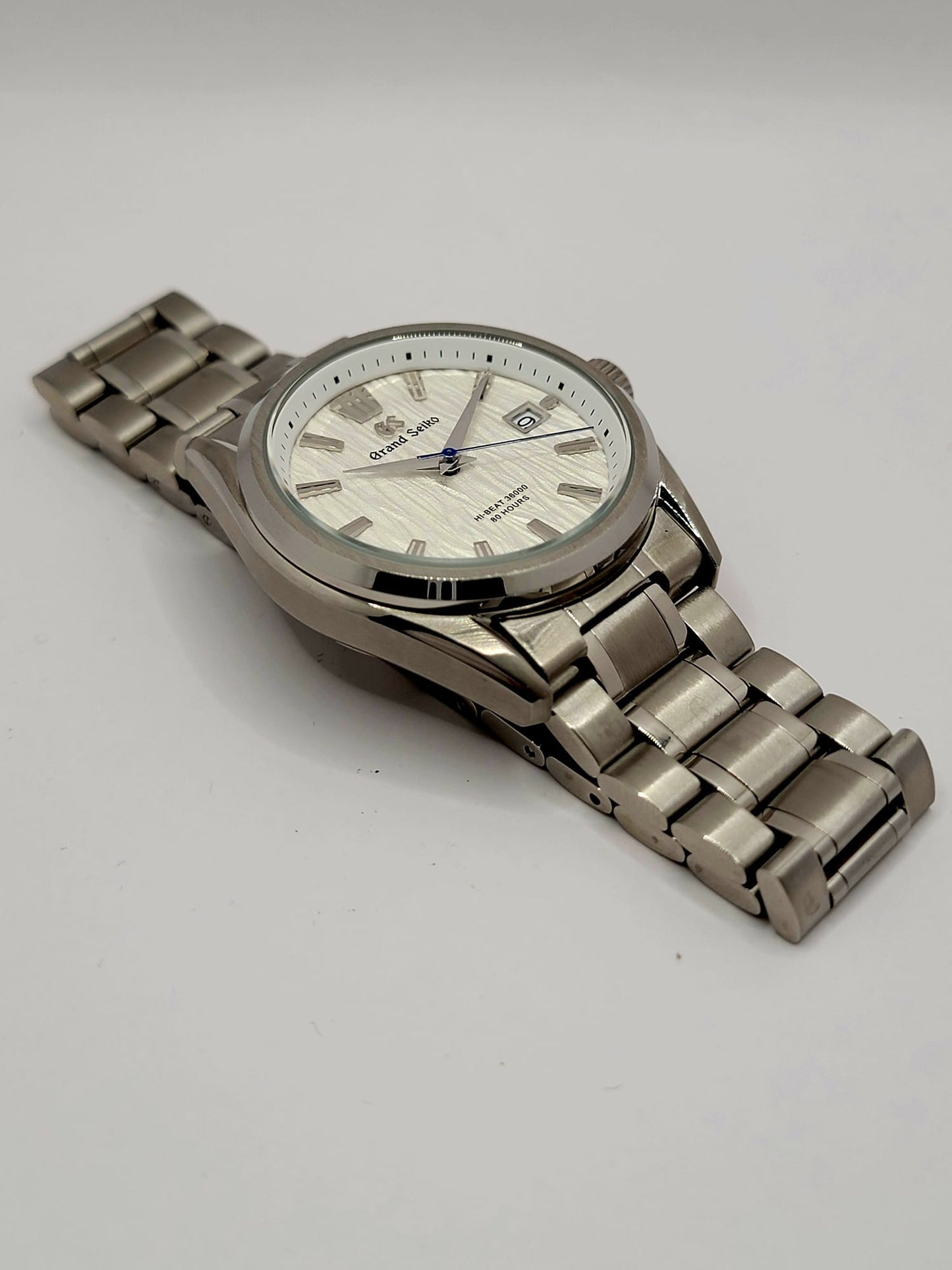 CUSTOM MOD (GRAND SEIKO HERITAGE ) WHITE TEXTURED DIAL AUTOMATIC NH35A MOVEMENT W/ OPEN BACK NEW