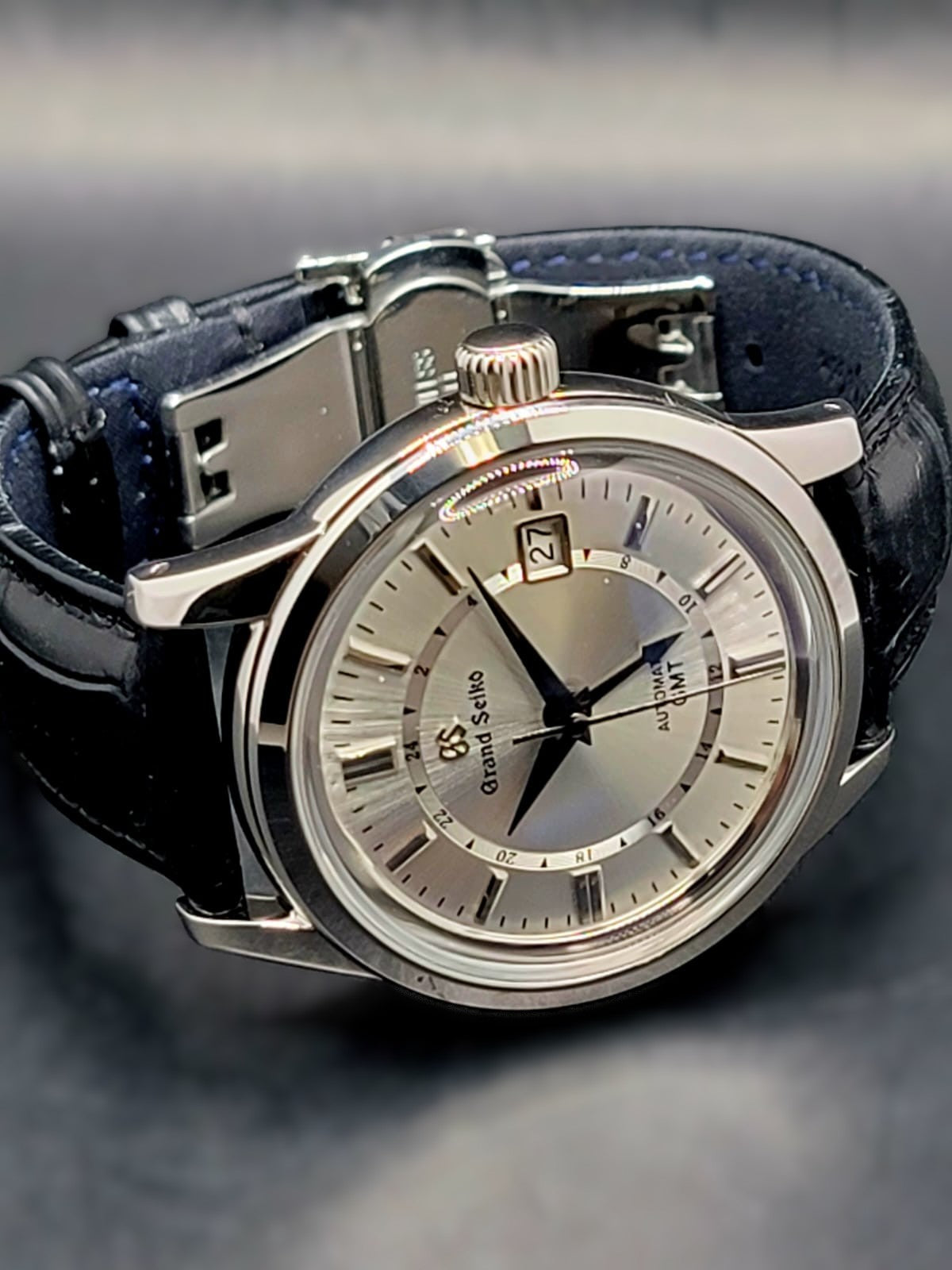 CUSTOM MOD (GRAND SEIKO ELEGANCE GMT MONOCHROME) SILVER DIAL WITH BLACK GMT HAND & BLACK LEATHER STRAP AUTO NH34GMT NEW