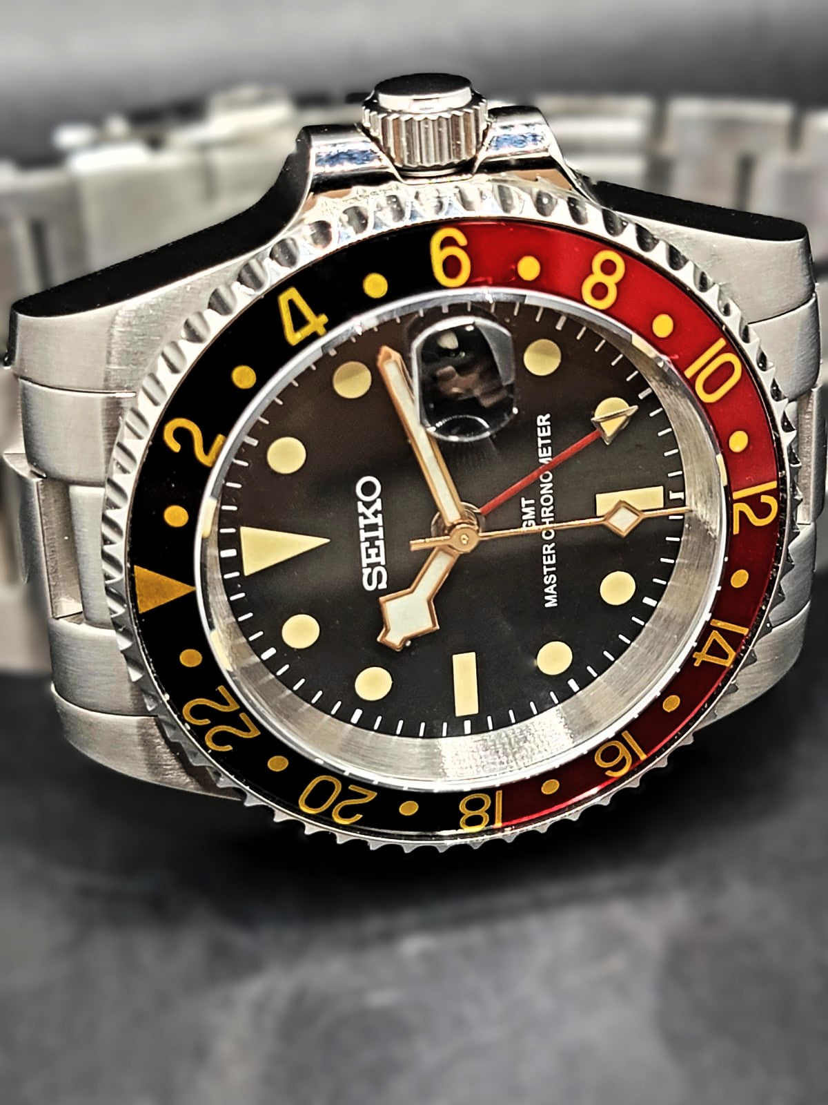 CUSTOM MOD Seiko Vintage Tudor (Build-to-Order)