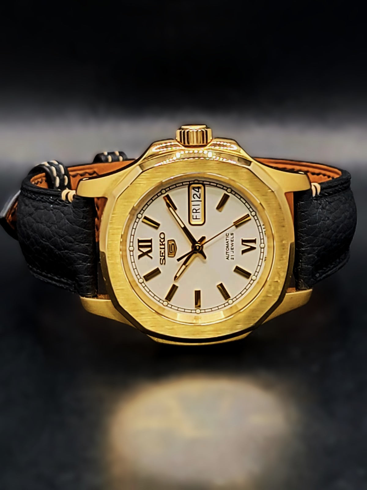 CUSTOM SEIKO NAUTILUS ROMAN GOLD MOD