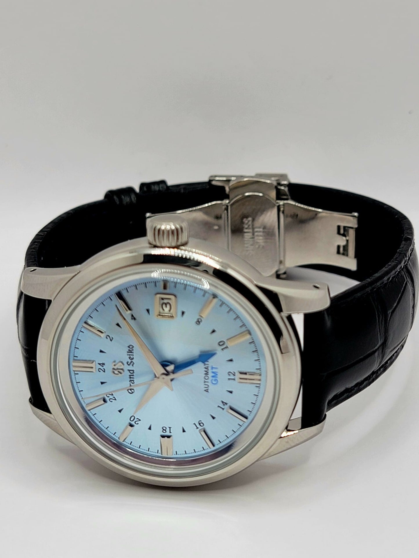 CUSTOM MOD (GRAND SEIKO ELEGANCE GMT) LT BLUE DIAL LEATHER STRAP AUTO NH34 NEW