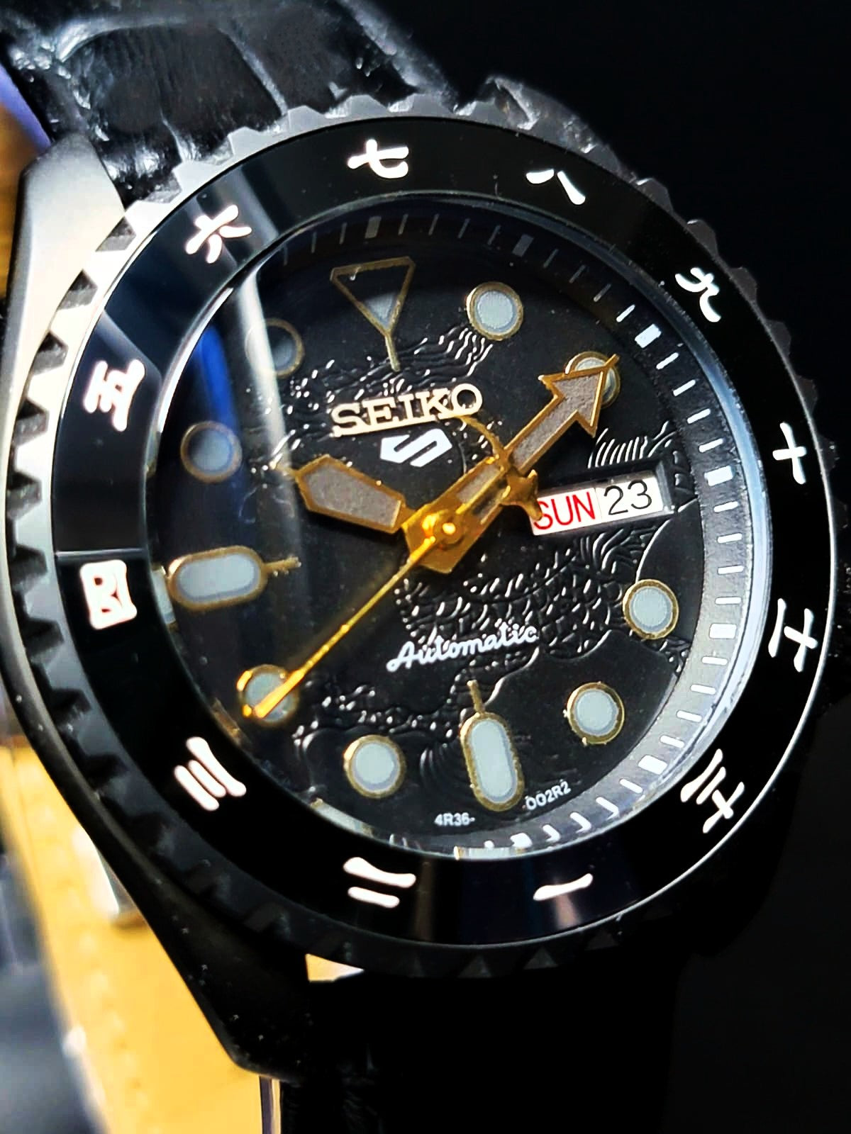 CUSTOM SEIKO MOD LIMITED EDITION - KISS OF THE DRAGON