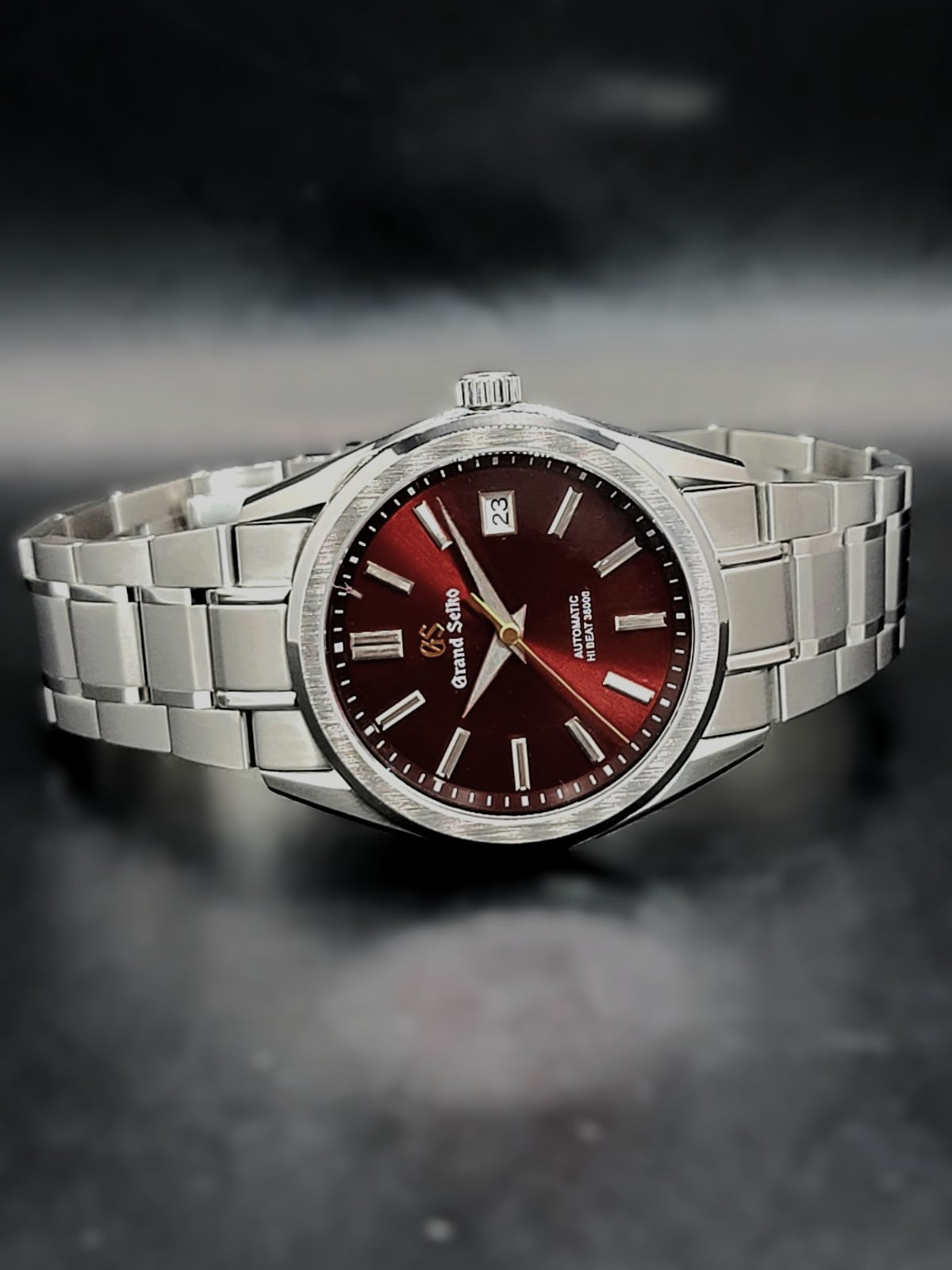 CUSTOM MOD GRAND SEIKO - HERITAGE - BURGUNDY AND GOLD - AUTOMATIC WATCH