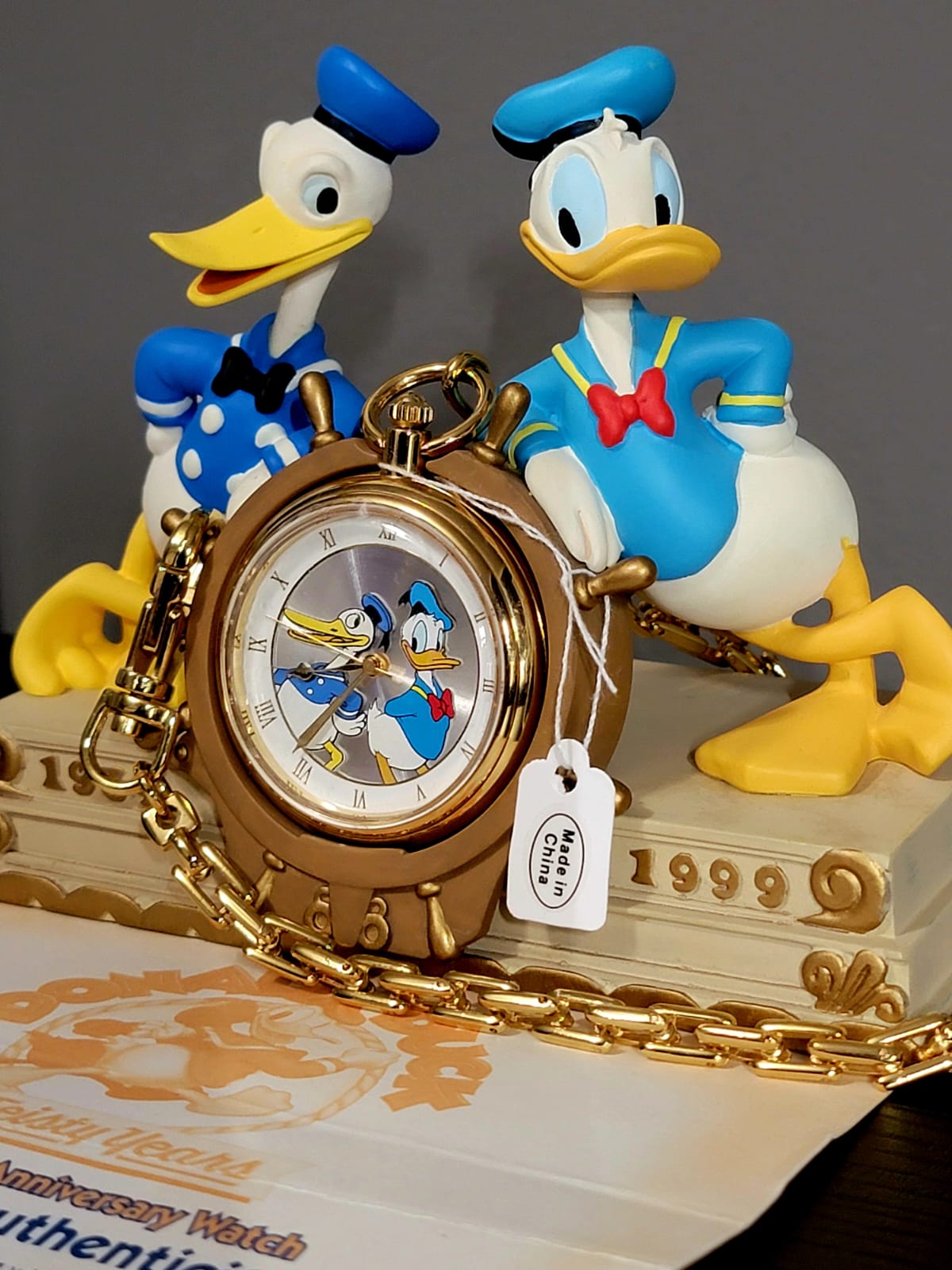 Disney Donald Duck Pocket Watch 65Th Anniversary LIMITED EDITION #0870 / 1934 NEW