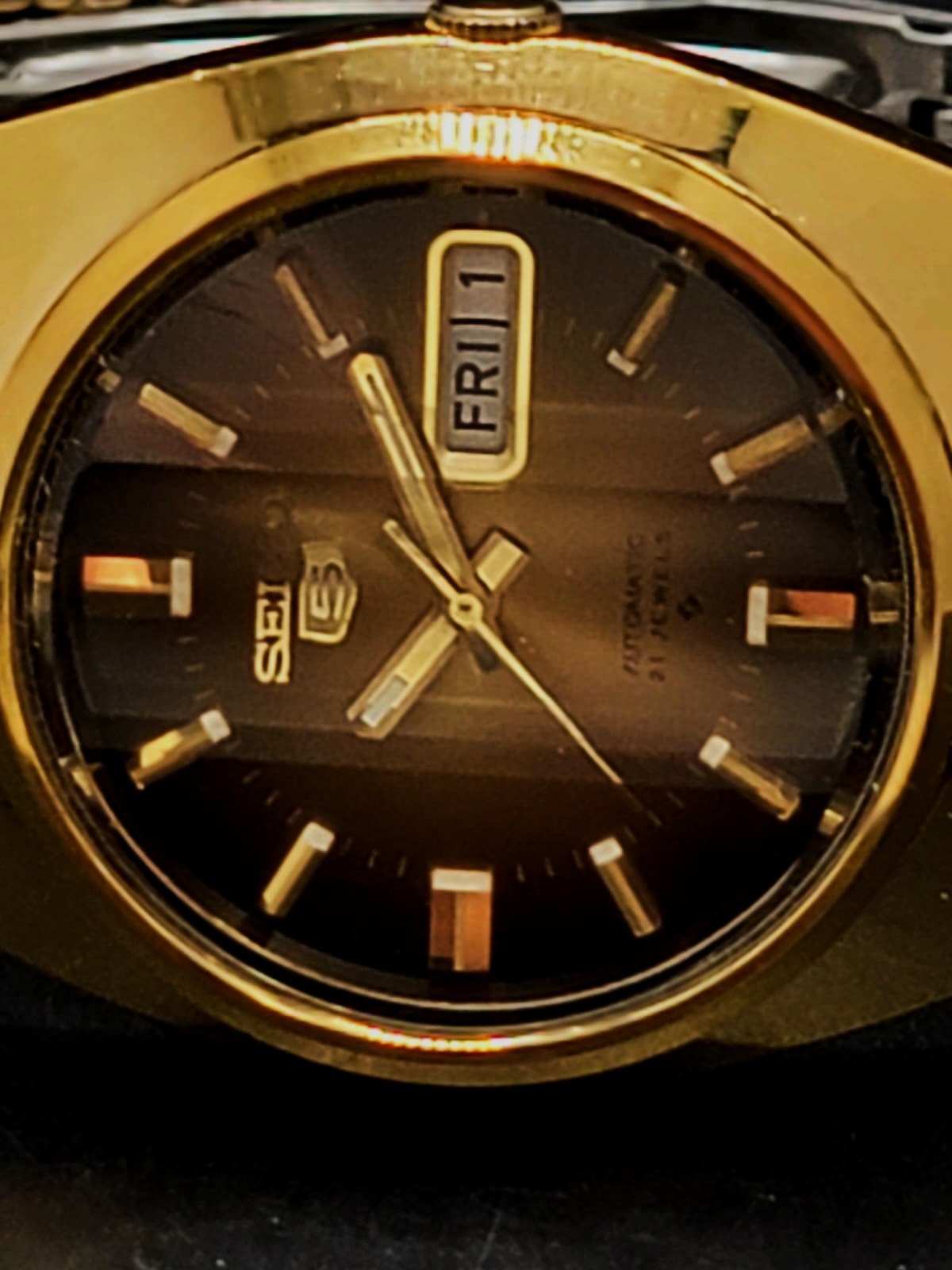 Seiko watch 5 DX 6106-7720 Sunburst Dial Automatic men Day date Working Vintage