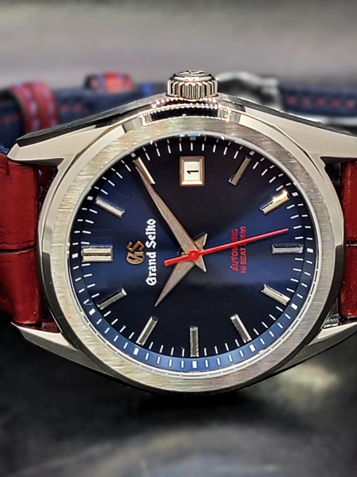 CUSTOM PREMIER MOD GRAND SEIKO - SUPERMAN L.E.- H.Q. CUSTOM HAND-MADE LEATHER