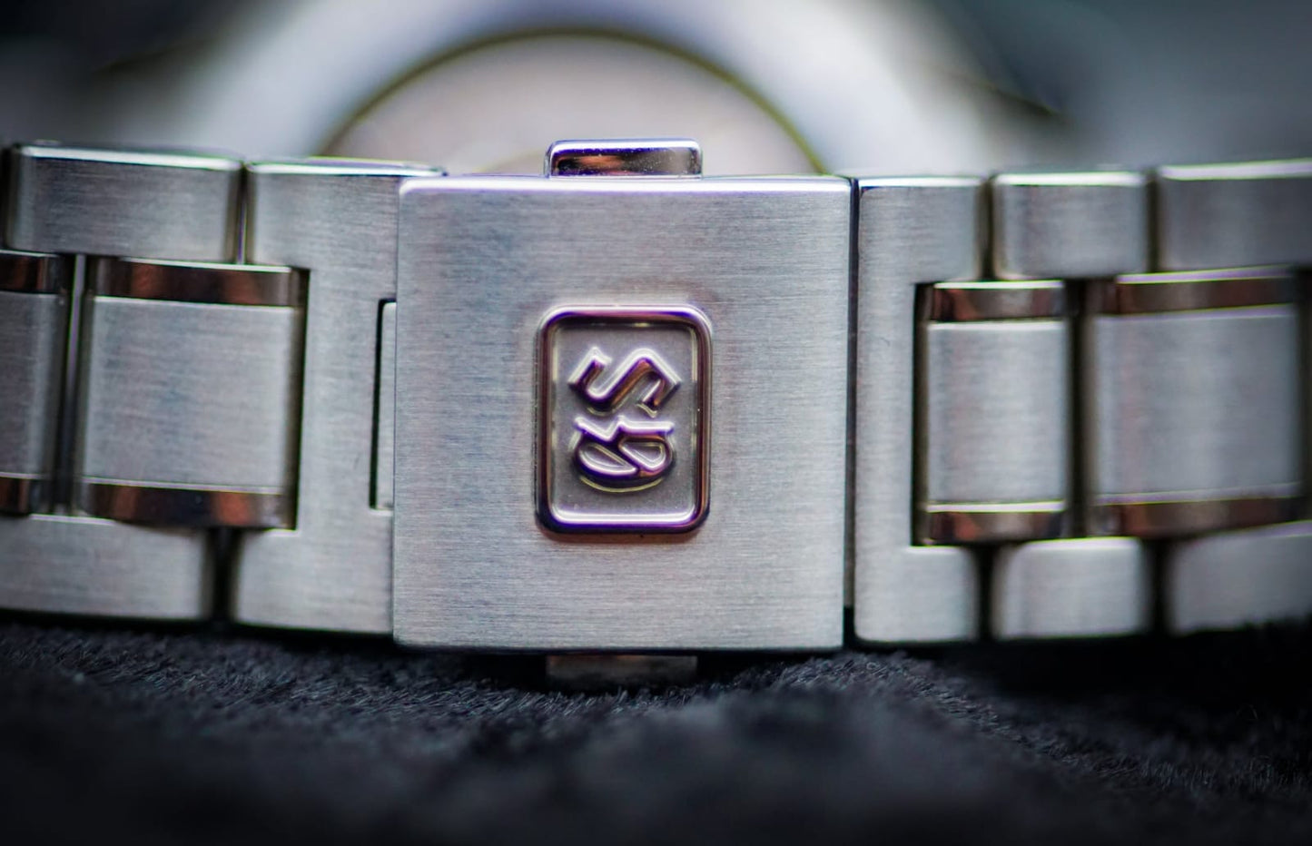 Grand Seiko Heritage Collection Spring Drive Heritage Collection Katana Red Complete BOX SET USA Limited Edition 199/500 Made World Wide