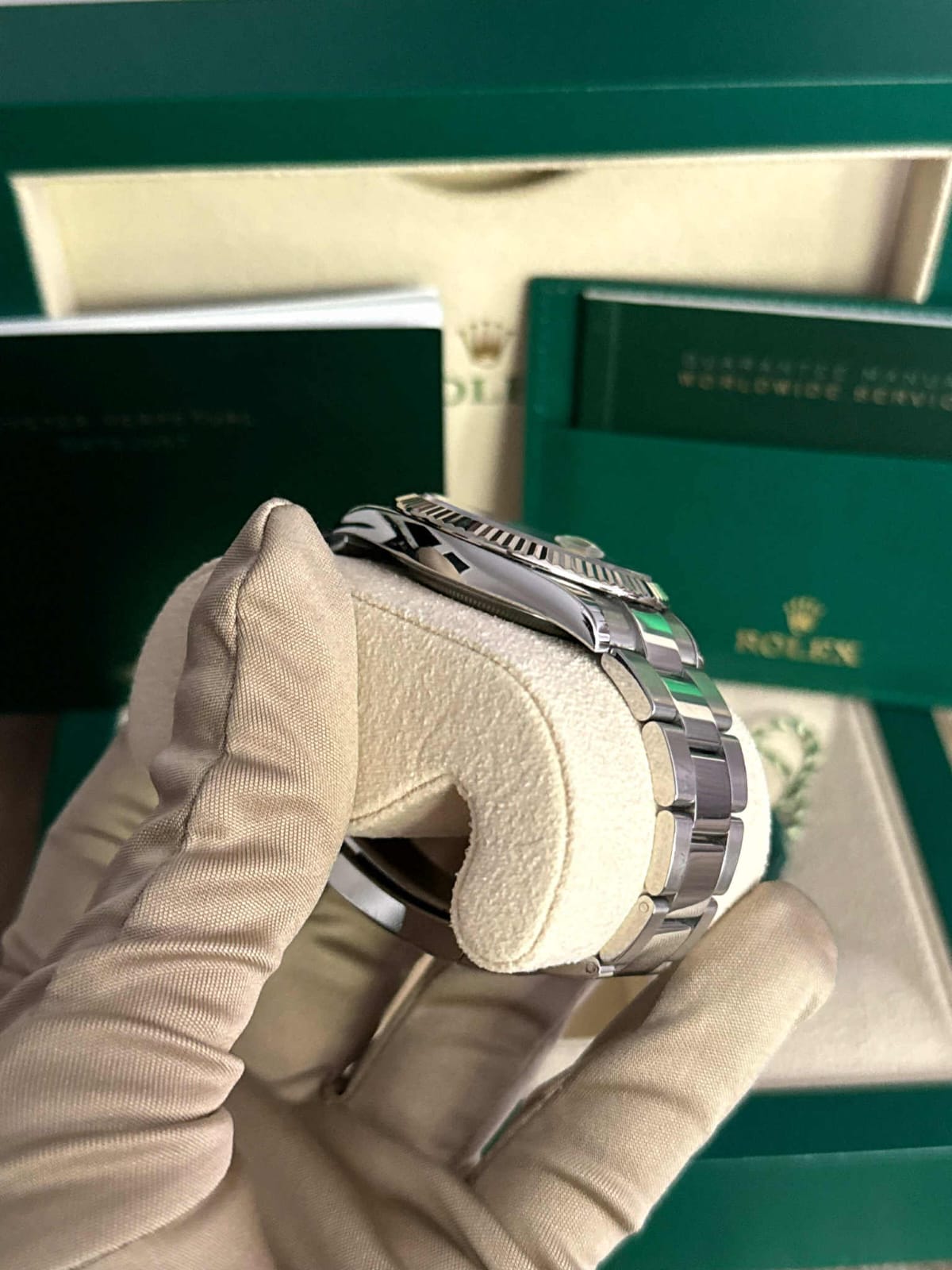 Rolex Datejust 41, Oystersteel and 18k White Gold, 41mm, Ref# 126334-0021