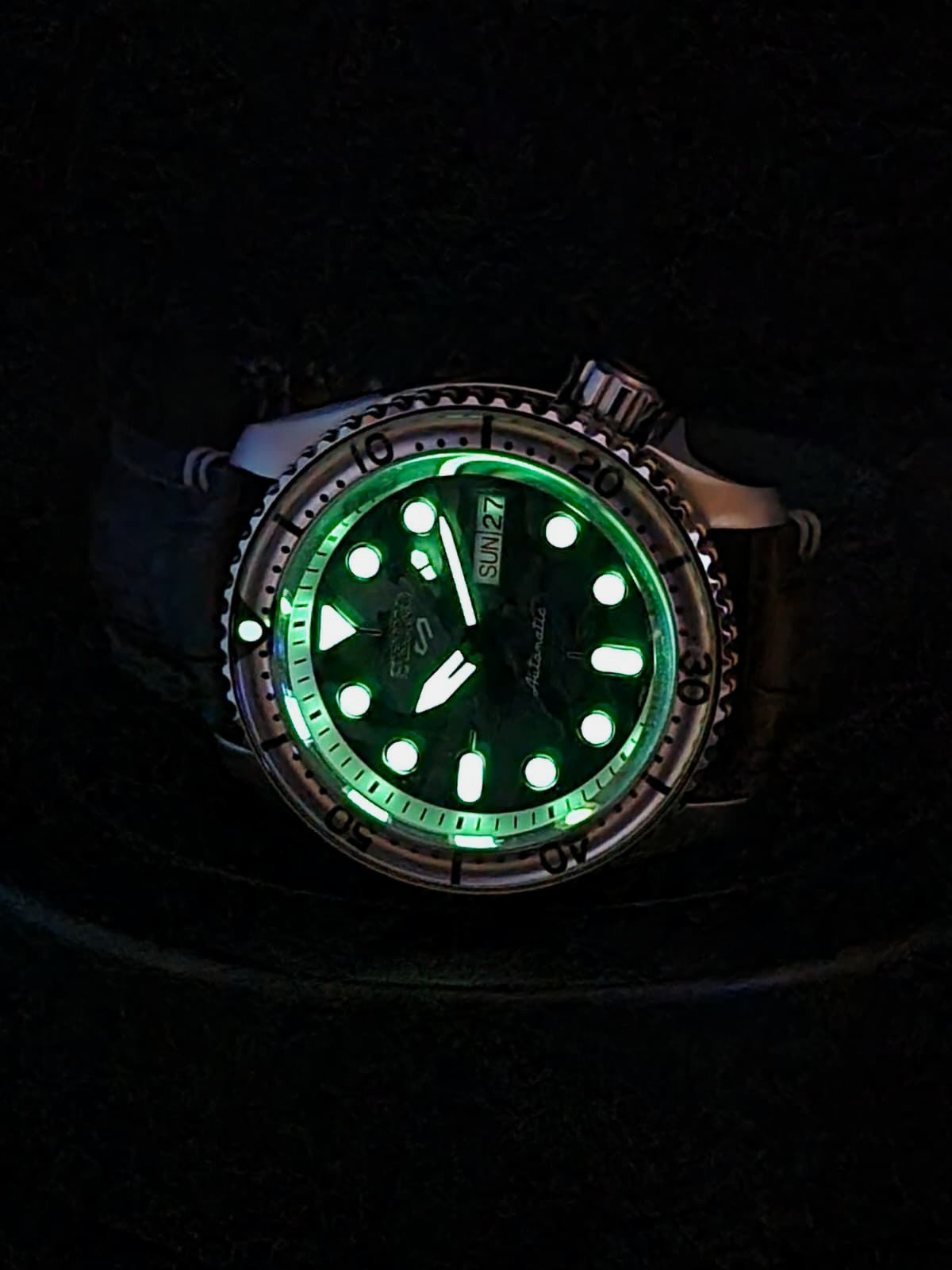 SEIKO - 5 SPORTS CUSTOM MOD - PATINA CASE AND CUSTOM PATINA LEATHER