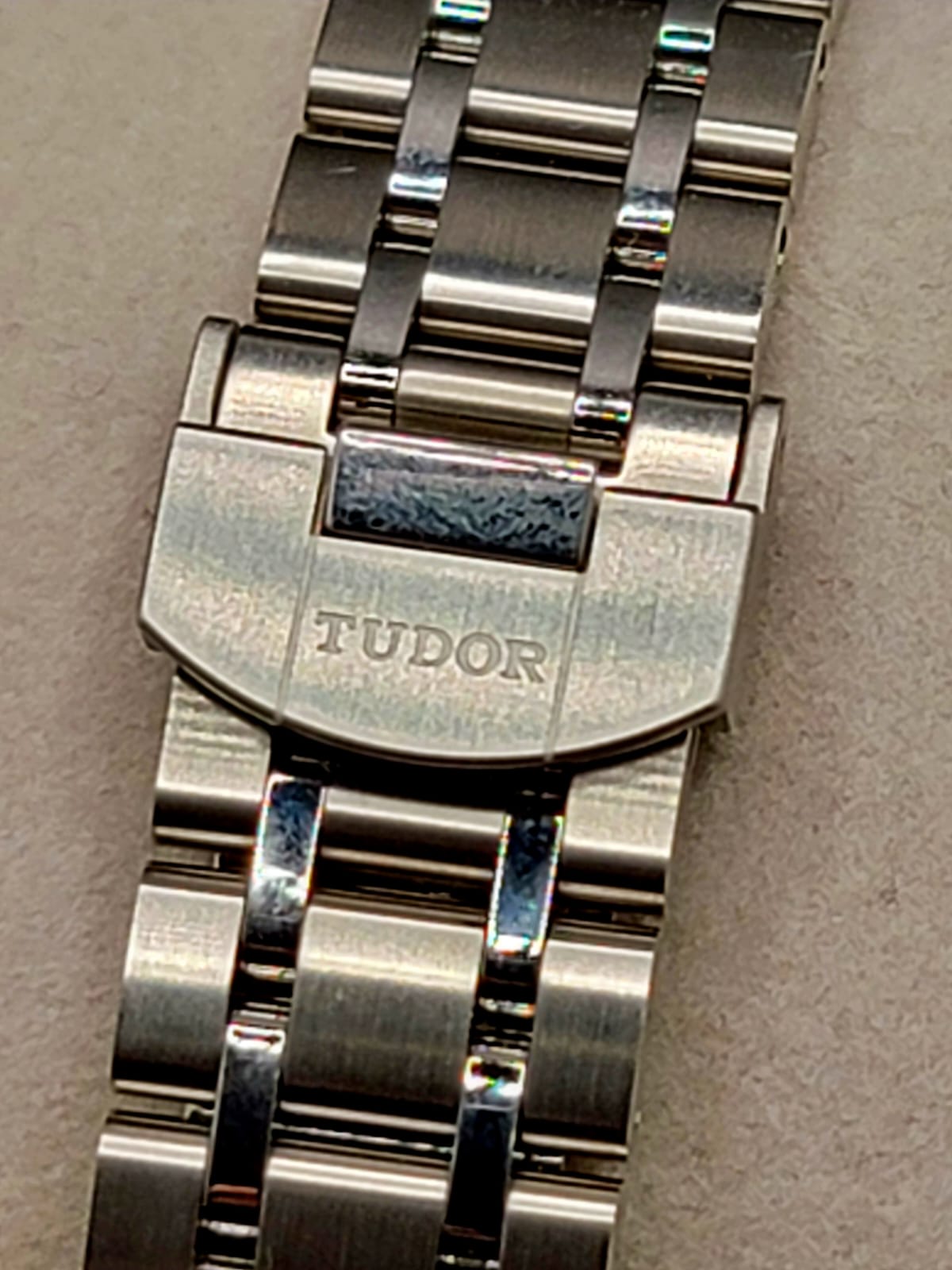 TUDOR ROYAL AUTOMATIC DIAMOND SILVER DIAL WATCH (APPRAISED $3,975)