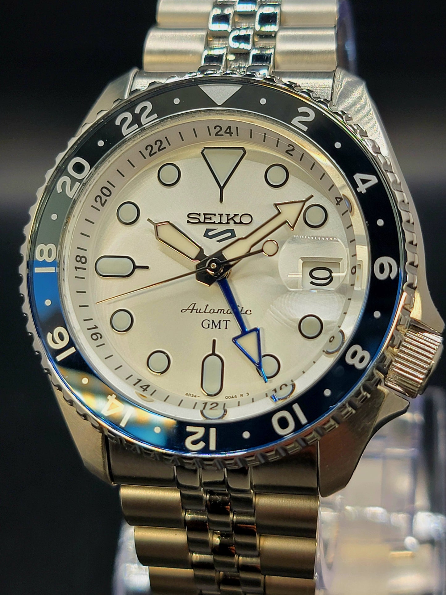 Seiko 5 Sports Silver White SKS003 GMT