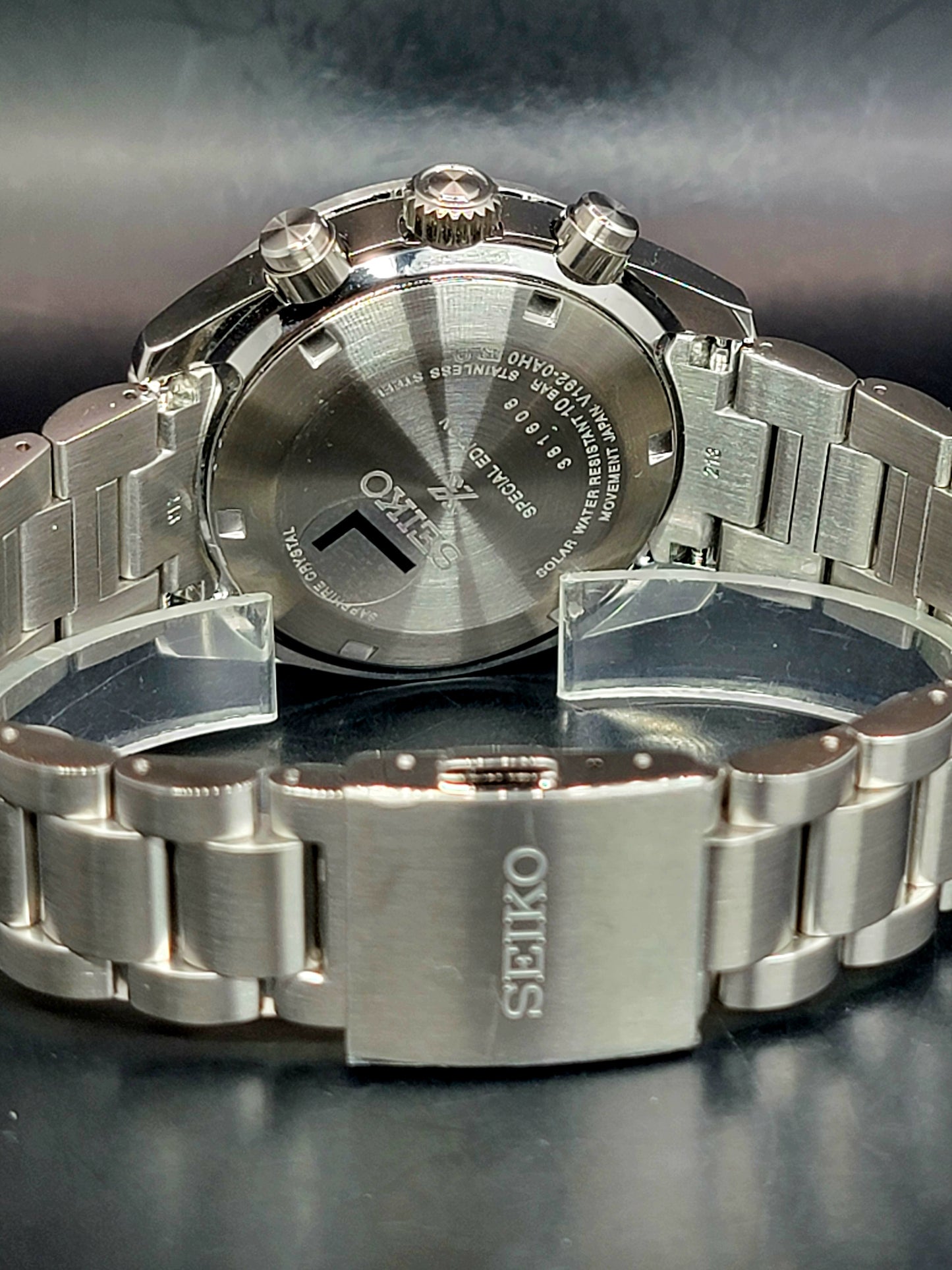 Seiko Prospex.                       SSC927 US Special Edition Prospex Speedtimer Solar Chronograph SeiTona