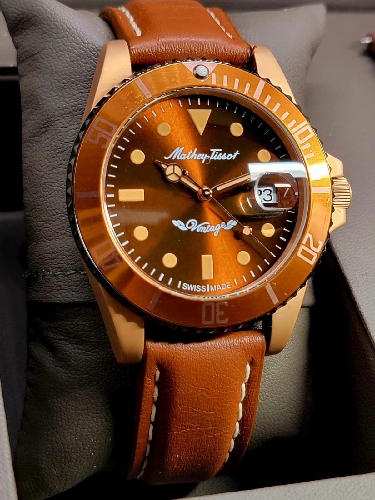 Mathey Tissot - Rolley Vintage Automatic 42mm H901BZM