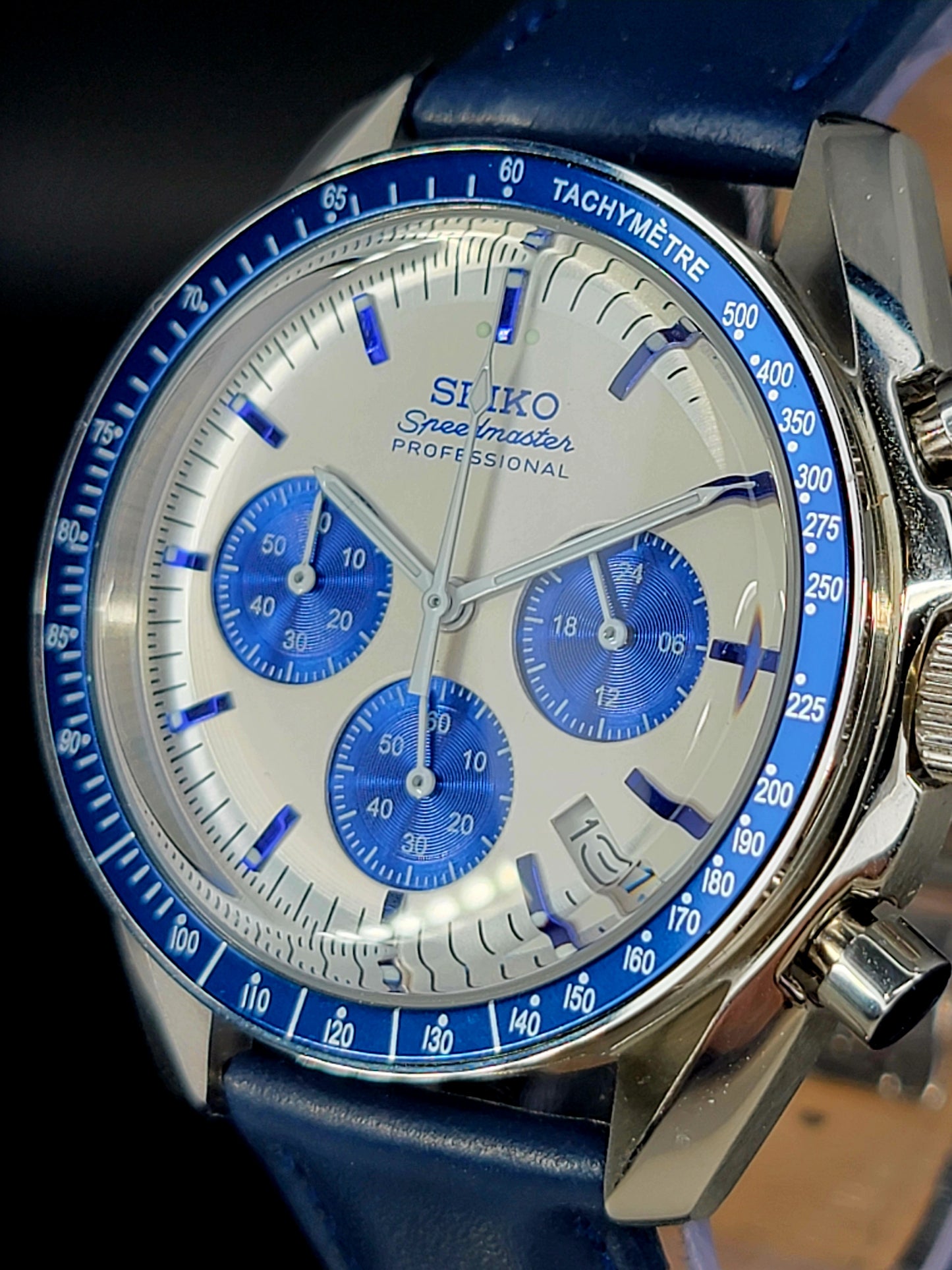 CUSTOM SEIKO SPEEDMASTER SNOOPY MOD