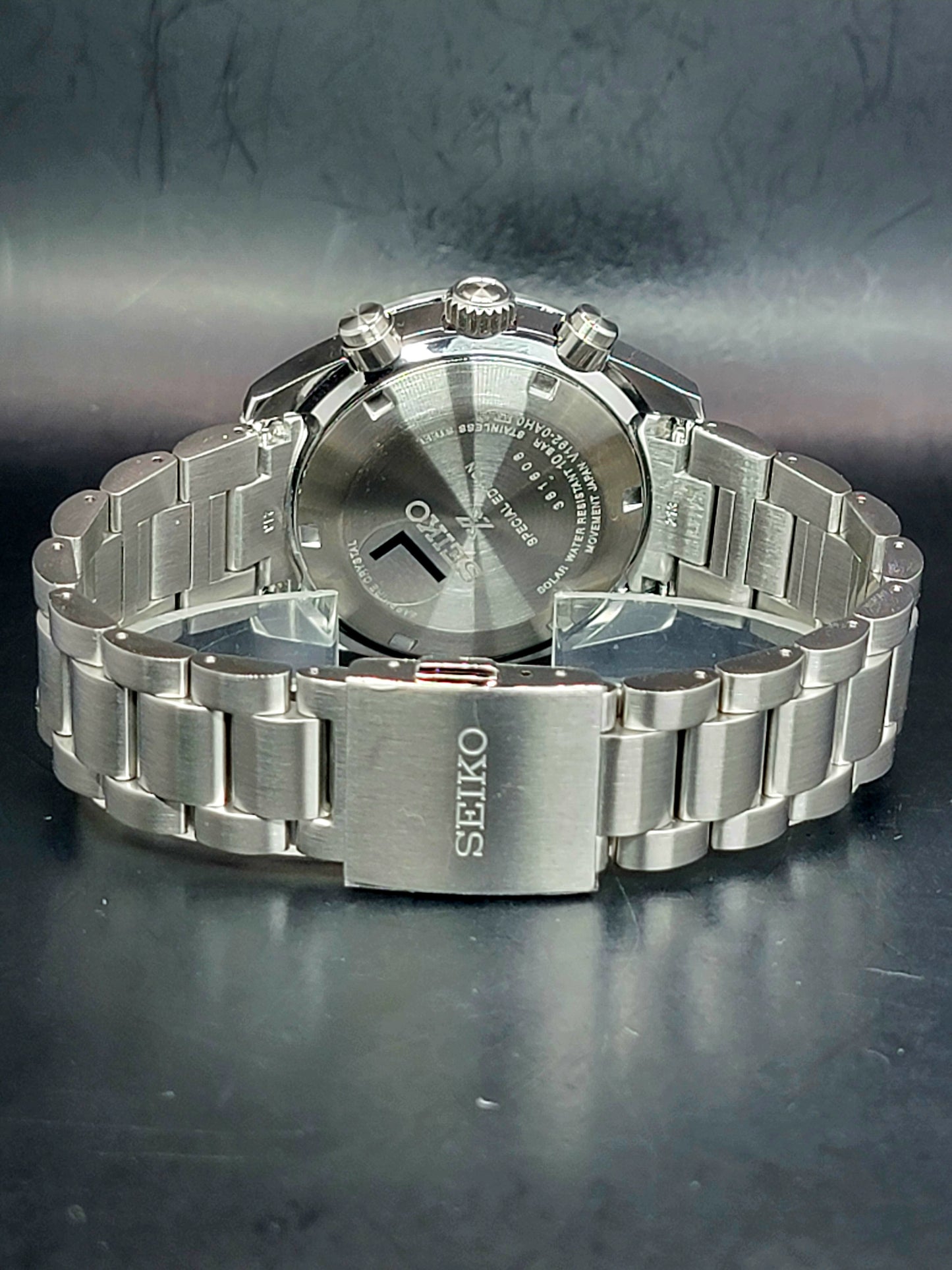 Seiko Prospex.                       SSC927 US Special Edition Prospex Speedtimer Solar Chronograph SeiTona